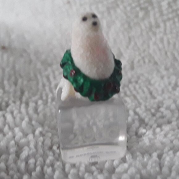Hallmark Miniature Ornament- 2000 Ice Block Buddies, 2000, no box - Picture 1 of 3
